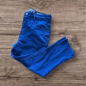 One In A Million" women's jeans, specifically the Legacy Contemporary fit. 32/33